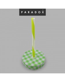 Tin lid and straw, white and Green color